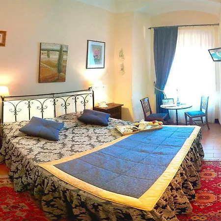 Residenza D'epoca Palazzo Fani Mignanelli לינה וארוחת בוקר