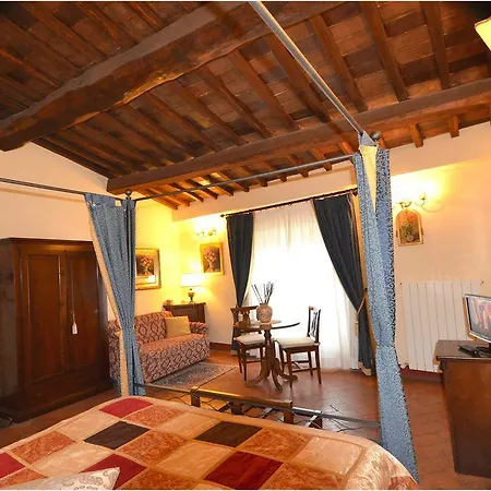 Residenza D'epoca Palazzo Fani Mignanelli Alojamento de Acomodação e Pequeno-almoço Siena