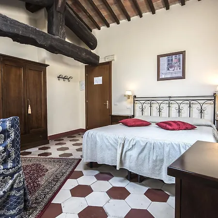 Residenza D'epoca Palazzo Fani Mignanelli 2*