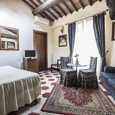Residenza D'epoca Palazzo Fani Mignanelli 2* Сієна