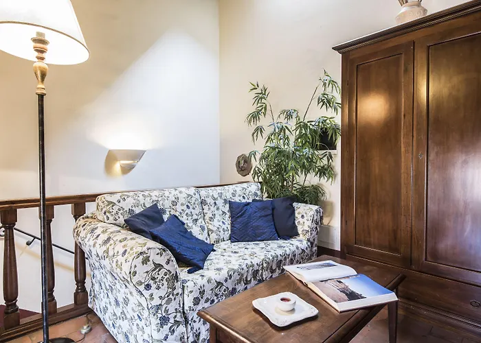 לינה וארוחת בוקר Residenza D'epoca Palazzo Fani Mignanelli 2*